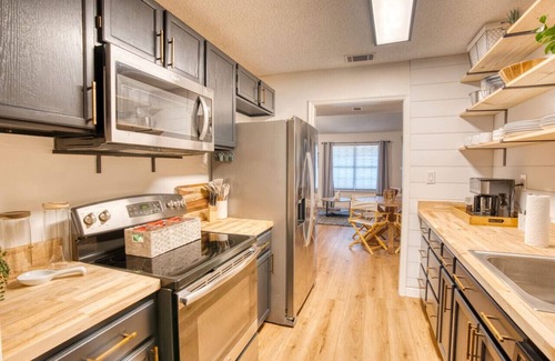 Moultrie Apartment | Travel for work - Stylish 3 BDR - Southern Georgia