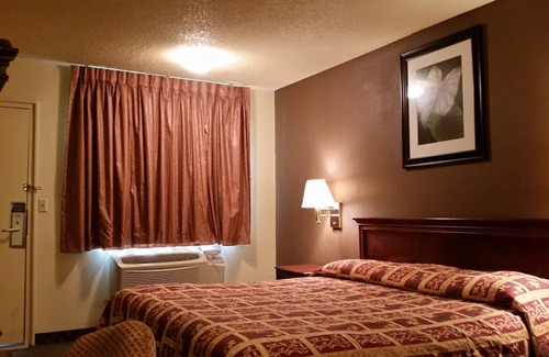 North Meadows Hotel | Travel Inn Motel
