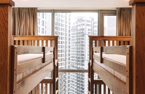 Hang Xanh Hostel | Travelaholic's Homestay