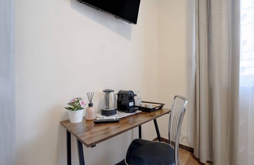 Municipio 2 Apartment | Traveler's Lairs - Elegant Shelters with Local Charm