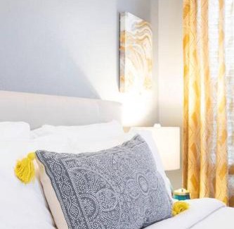 Willmore Apartment | Traveler's Pick Cozy, Near Beach & Dtwn,Prkg LB C