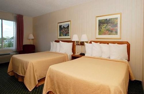 Town of Sharon Hotel | Travelers Inn
