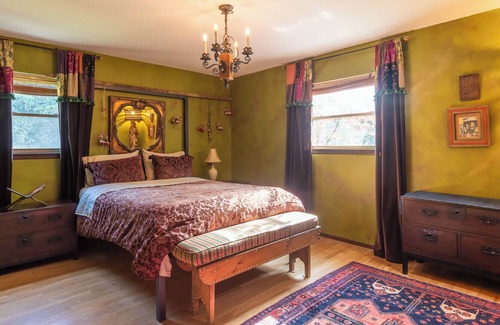 Southfield House | Travelers Mediterranean Retreat
