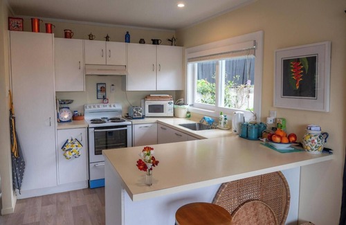Greenlane - Ellerslie House | Travellers Retreat | 1 Bed in Central Auckland