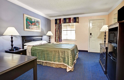North Richland Hills Hotel | Travelodge by Wyndham North Richland Hills/Dallas/Ft Worth