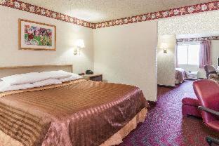 Platte City Hotel | Travelodge by Wyndham Airport Platte City