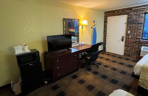 Platte City Hotel | Travelodge by Wyndham Airport Platte City