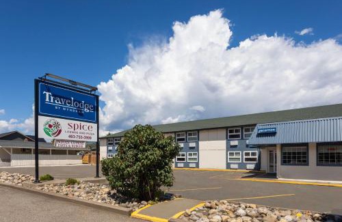 Blairmore Hotel | Travelodge by Wyndham Blairmore