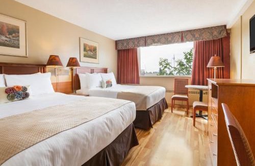Northeast Edmonton Hotel | Travelodge by Wyndham Edmonton East