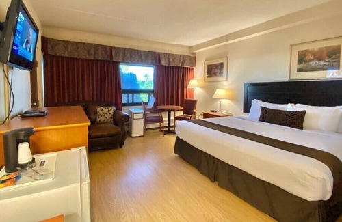 Northeast Edmonton Hotel | Travelodge by Wyndham Edmonton East