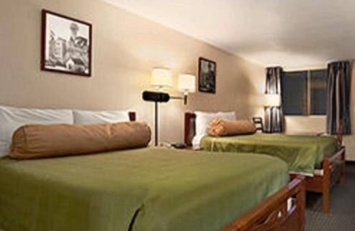 Harvey Hotel | Travelodge by Wyndham New Orleans West Harvey Hotel