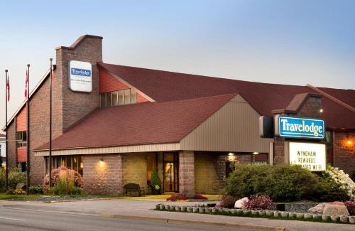 North Bay Hotel | Travelodge by Wyndham North Bay Lakeshore