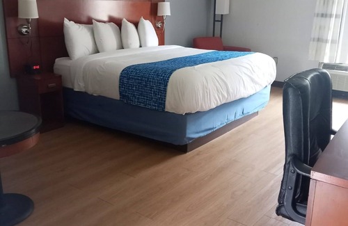 Petersburg Hotel | Travelodge by Wyndham Petersburg