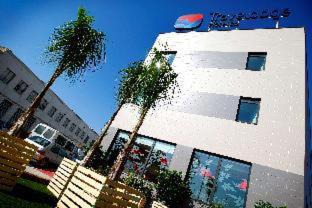 Manises Hotel | Travelodge Valencia Aeropuerto