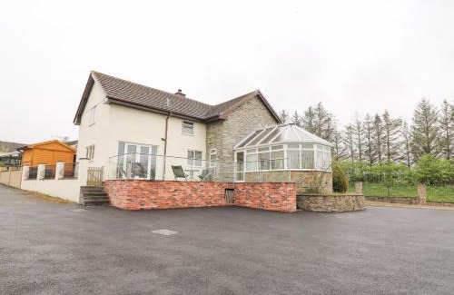 St Harmon House | Tre Garreg