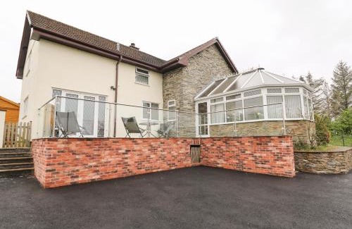 St Harmon House | Tre Garreg