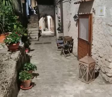 Felitto House | TRE METR SOPRA IL CIELO 'AcquAria'