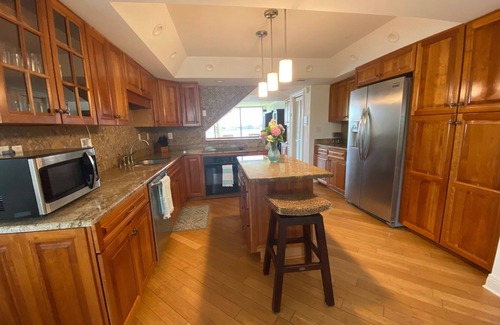 Villa Sabine House | Treasure on Pensacola Beach, views of Gulf, on Little Sabine Bay with boat docks