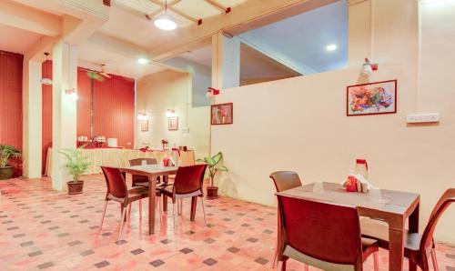Viman Nagar Hotel | Treebo Iris Suites