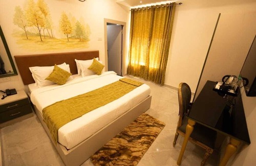 Patia Hotel | Treebo Moon Waalk, Patia