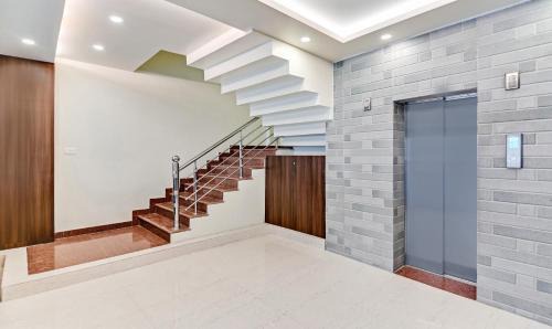 Auli Hotel | Treebo Resto- Near Lucknow Railway Station