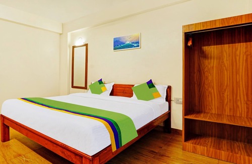 Dapoli Hotel | Treebo Ss Residency, Dapoli