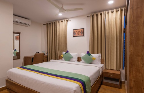Gachibowli Hotel | Treebo SY Inn, Gachibowli DLF