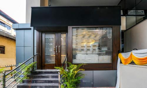 Adyar Hotel | Treebo The Horizon Kankanady