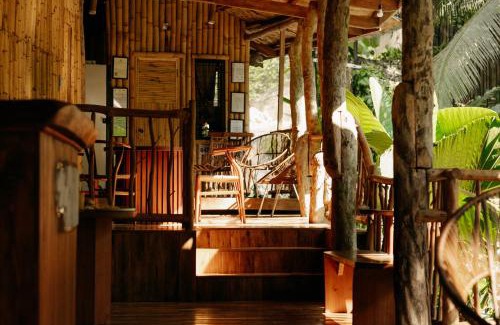Balamban Cabin | Treehouse de Valentine
