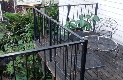 Neartown Apartment | Treehouse in Montrose