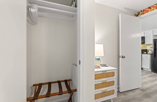 Windy Hill Apartment | TreeHouse Lodge*Walk to Beach*Pet-Friendly (#105)