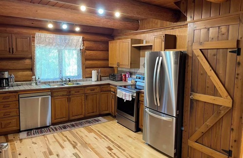 North Oyster Bed & Breakfast | TreeHouse Nook Bed & Breakfast