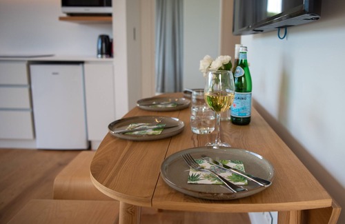 Akaroa House | Treetop Retreat - Takamatua Holiday Home