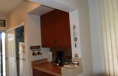 Wailea Condo | Treetop Studio 2nd floor, corner unit