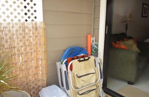 Wailea Condo | Treetop Studio 2nd floor, corner unit