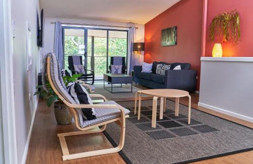 Maleny Apartment | Treetops Haven