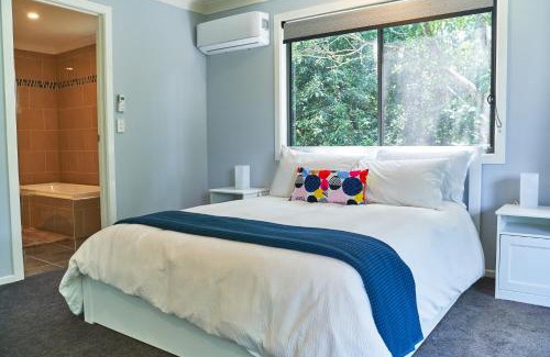 Maleny Apartment | Treetops Haven