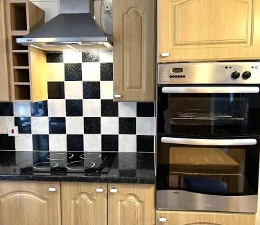 Pentrefelin House | Tregib Mill Cottage