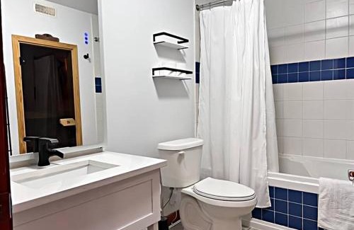 Tremblant-Les-Eaux Apartment | Tremblant Les Eaux 227-1 by Escapades Tremblant