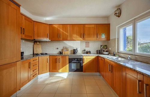 Silves House | Tremendous Estate with AC near charming Silves, Pet friendly with Pool