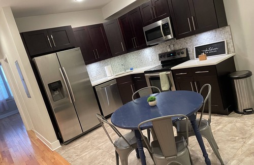Fairmount Condo | Trendy 2 bedroom/2 bathroom in Francisville with a rooftop