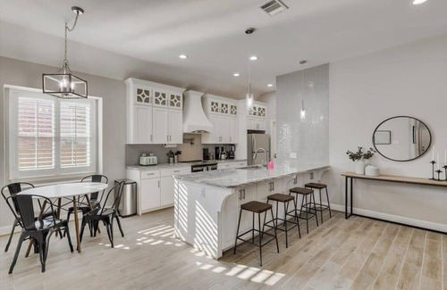 Rowlett House | Trendy and Modern home w/a Private Pool
