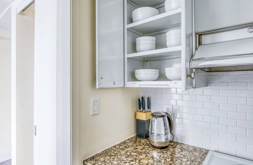 Prudential - St. Botolph Apartment | Trendy Back Bay Studio w/W/D & Gym, near Copley T & Shops, by Blueground