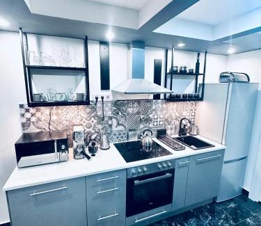 Karacsond House | Trendy House 65