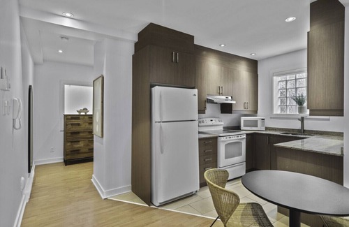 La Petite-Patrie Apartment | Trendy Open-Space Studio by Jean Talon Market