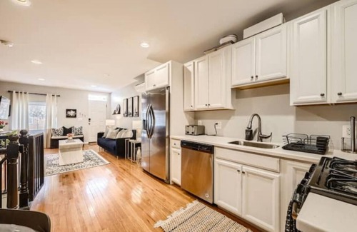 Fells Point House | Trendy Spot in Downtown Baltimore/Fells Point