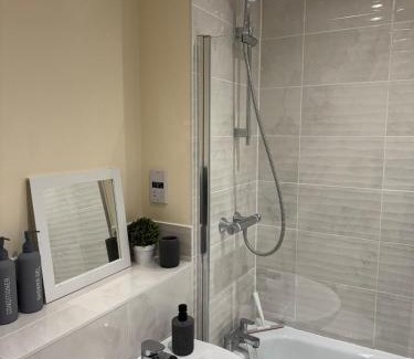 Rosliston Apartment | Trent View - New House in Branston, Staffordshire