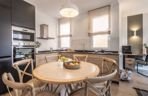 Moncloa - Arguelles Apartment | Trentola - 3 bedroom in Malasaña