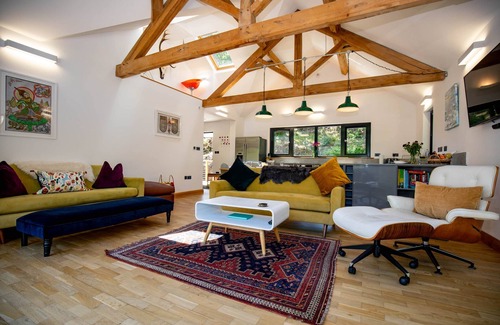 Truro Villa | Tresillian Lodge, Tresillian Lodge *Sauna*Hot Tub*Waterfront*privacy