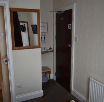 Newquay City Centre Bed & Breakfast | Trevellis Bed and Breakfast